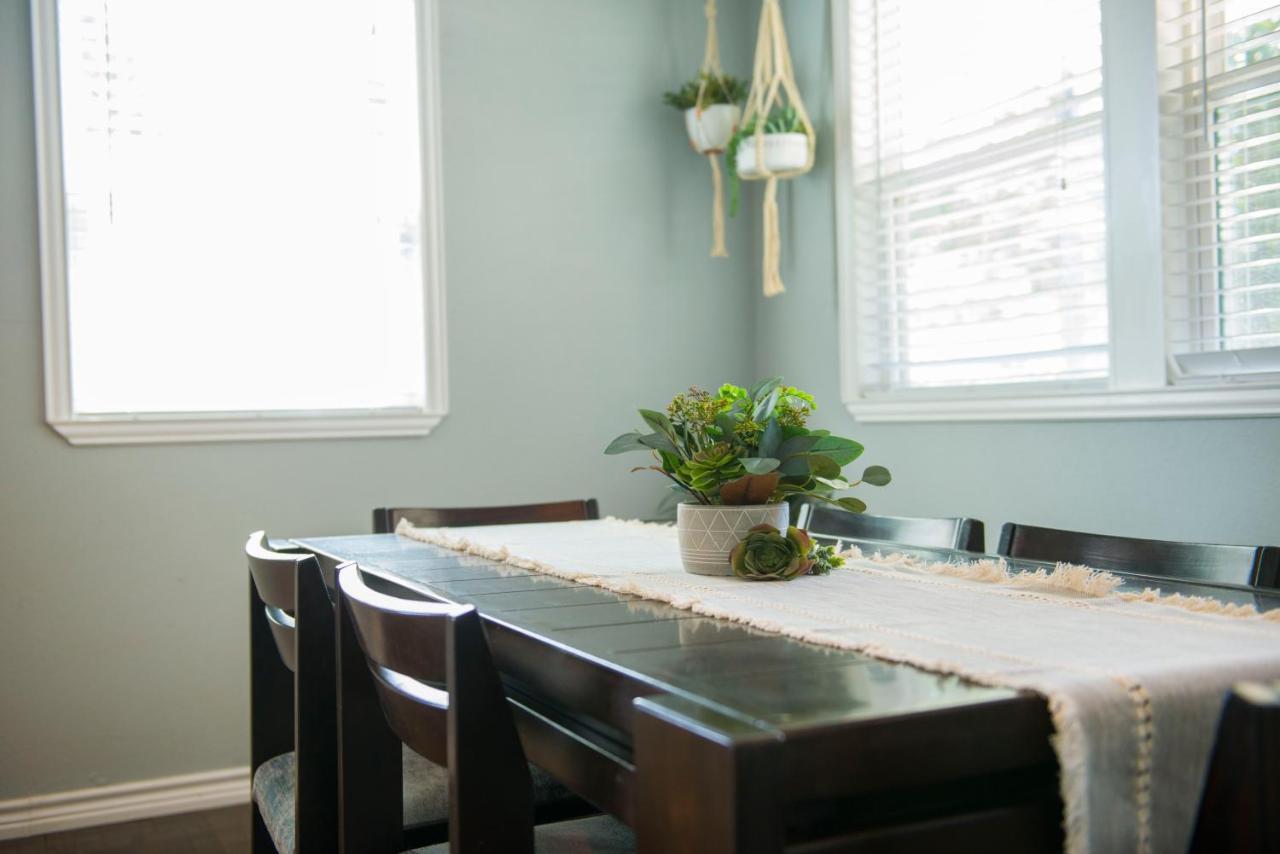 Walk To The Silos! 3 Bed 1960'S Bungalow Near Baylor 웨이코 외부 사진