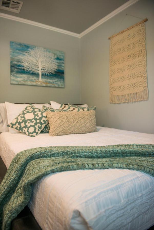 Walk To The Silos! 3 Bed 1960'S Bungalow Near Baylor 웨이코 외부 사진