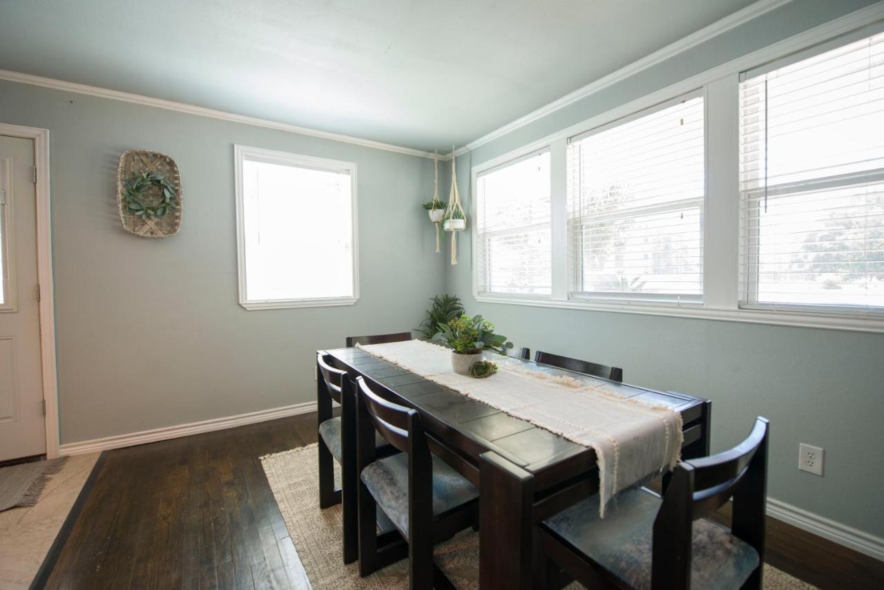 Walk To The Silos! 3 Bed 1960'S Bungalow Near Baylor 웨이코 외부 사진